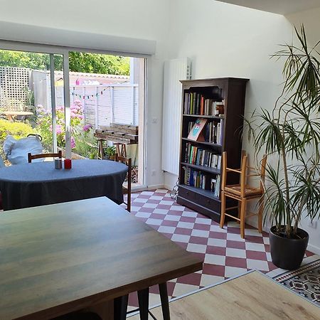 Chambre Privee Chez L'Habitant En Colocation Dans Agreable Maison Avec Jardin - A Private Room In A Shared House With Garden Burdeos Exterior foto